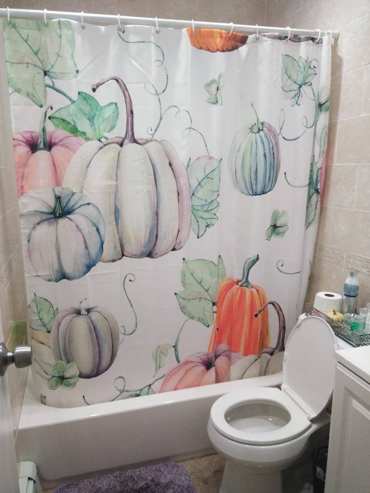 Autumn Harvest Thanksgiving Holiday Watercolor Pumpkin Shower Curtain